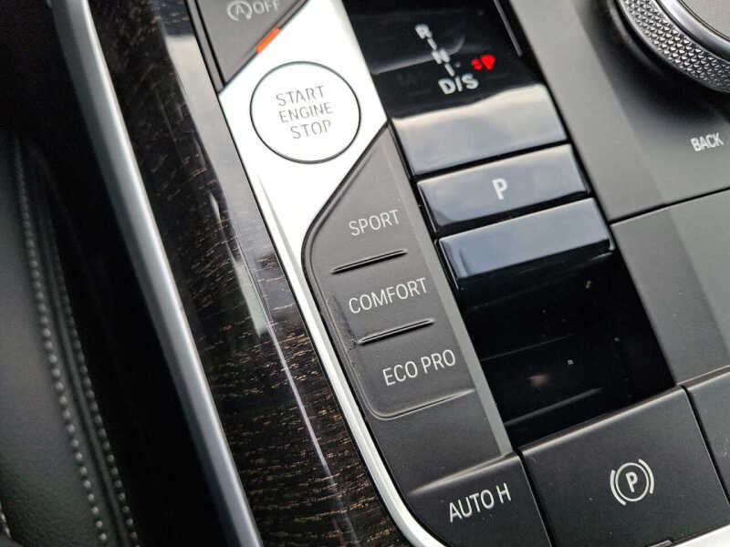 2023 BMW 3 Series 330i xDrive