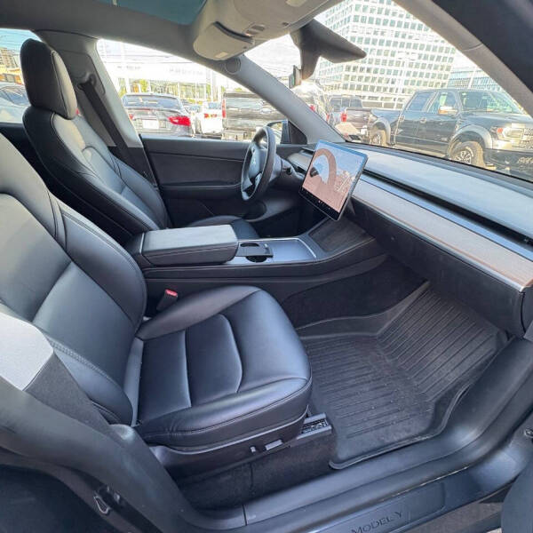 2022 Tesla Model Y Long Range