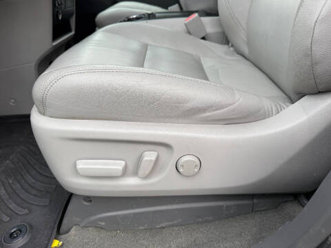 2016 Toyota Sienna XLE 8-Passenger