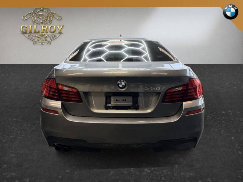 2016 BMW 5 Series 528i