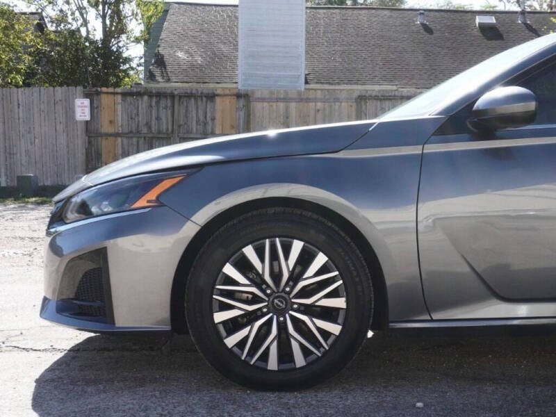 2023 Nissan Altima 2.5 SV