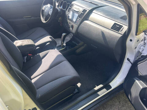 2008 Nissan Versa 1.8 S