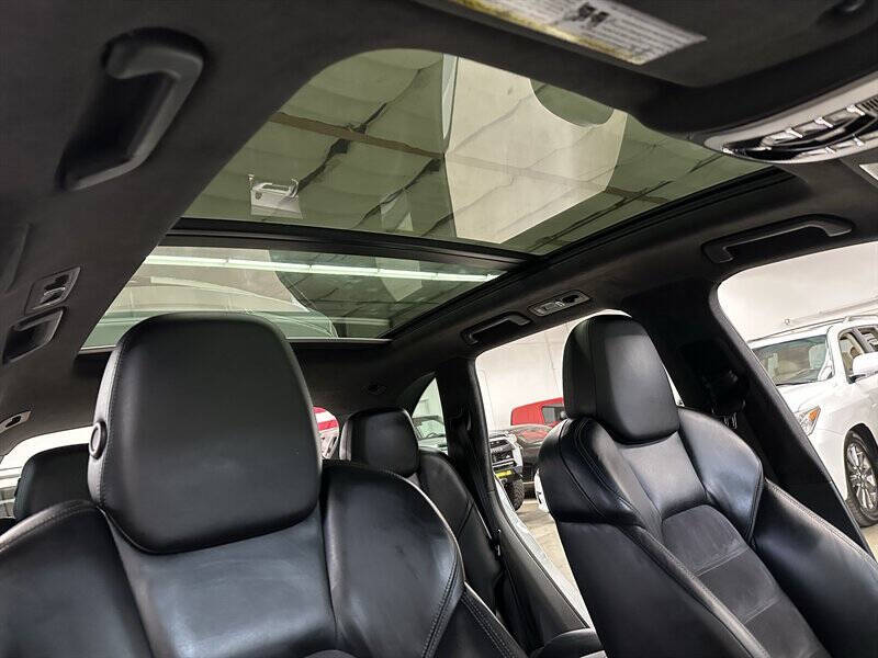 2013 Porsche Cayenne GTS