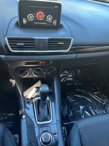 2016 Mazda MAZDA3 i Sport