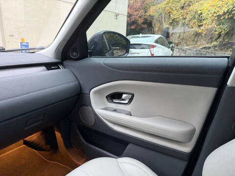 2019 Land Rover Range Rover Evoque SE