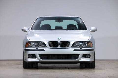 2002 BMW M5