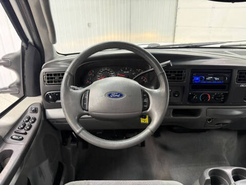 2003 Ford Excursion XLT