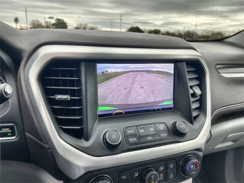 2017 GMC Acadia SLT-1