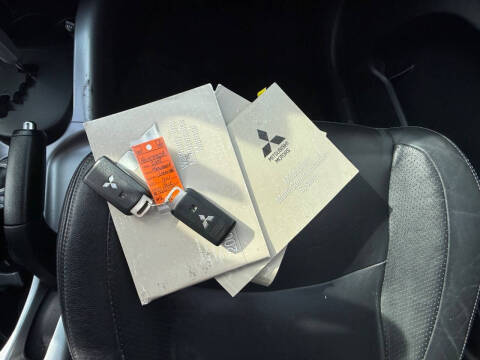 2008 Mitsubishi Outlander XLS