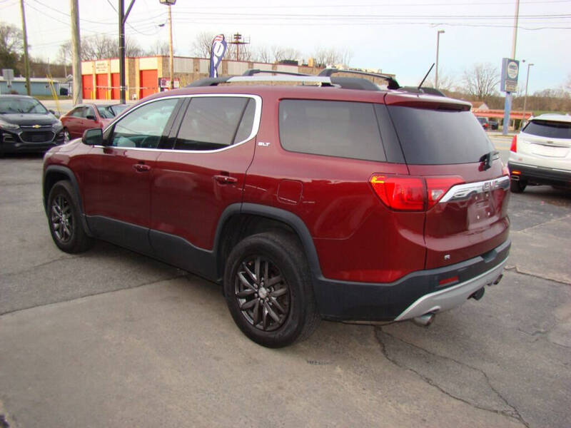 2017 GMC Acadia SLT-1