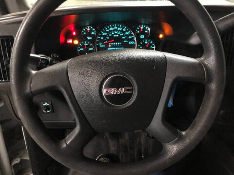 2017 GMC Savana 2500