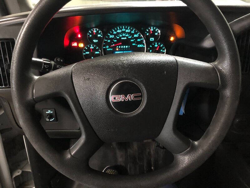 2017 GMC Savana 2500