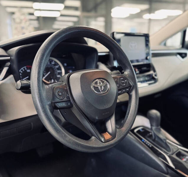 2022 Toyota Corolla LE