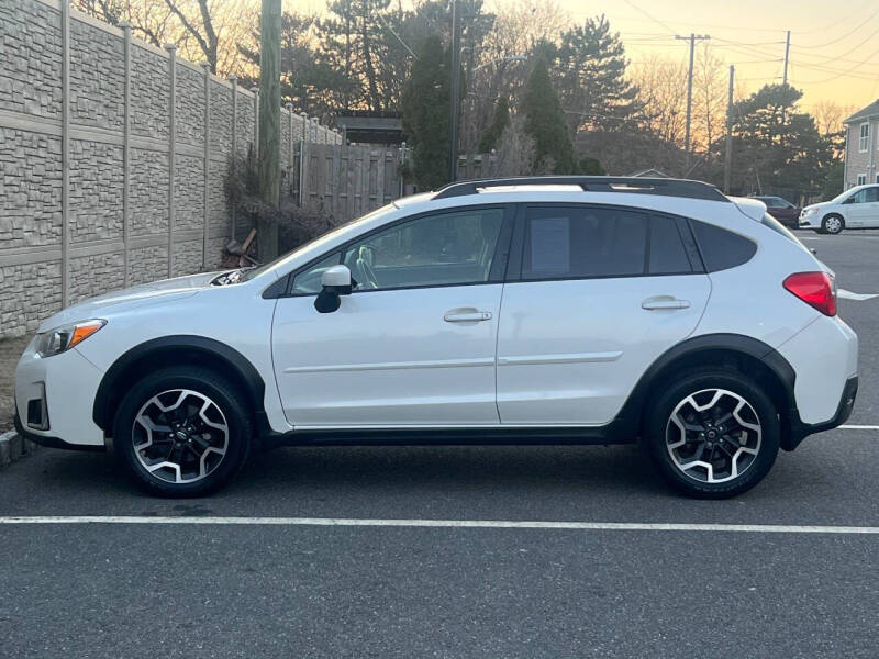 2017 Subaru Crosstrek Premium photo 9