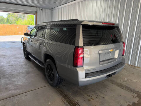2018 Chevrolet Suburban LS