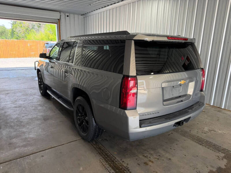 2018 Chevrolet Suburban LS