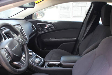 2015 Chrysler 200 Limited