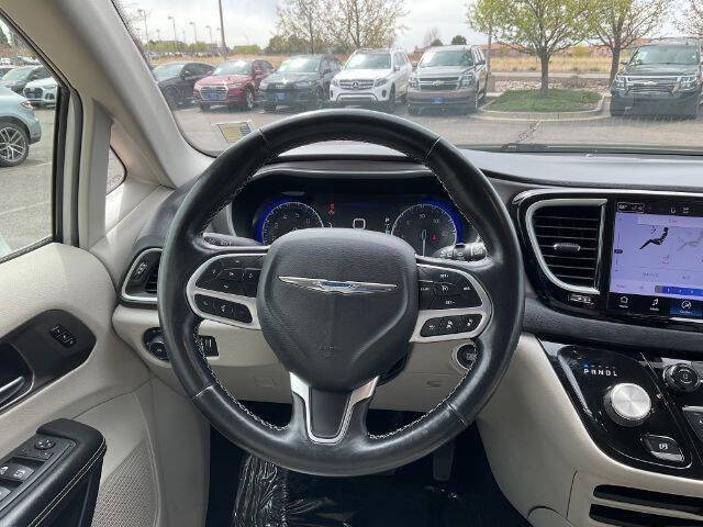 2021 Chrysler Pacifica Touring L