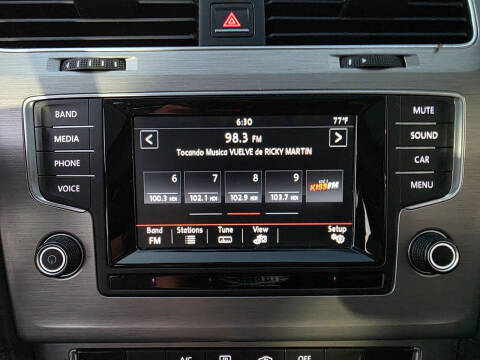 2015 Volkswagen Golf TSI S