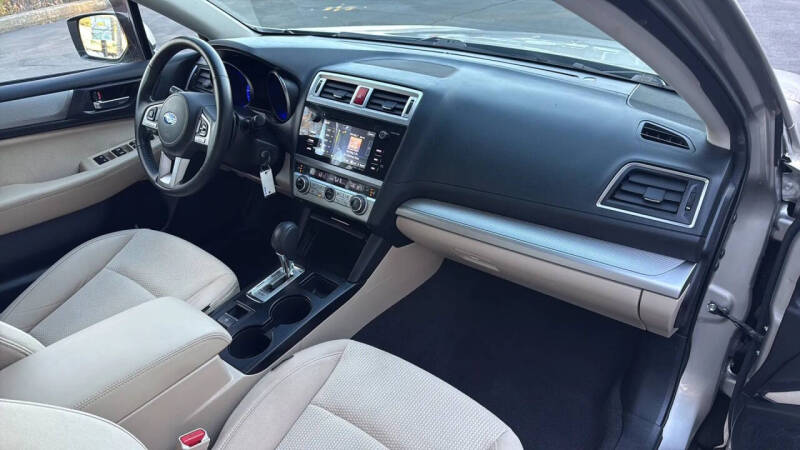 2017 Subaru Outback 2.5i Premium