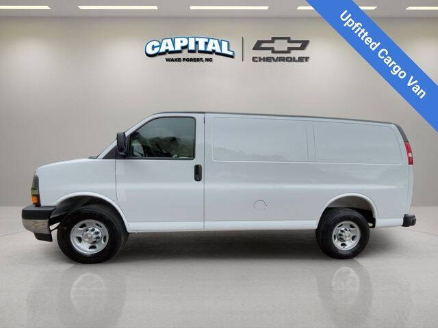 2025 Chevrolet Express 2500