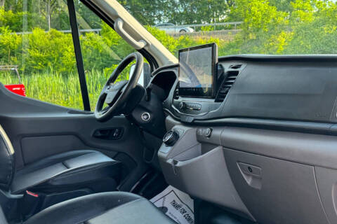 2022 Ford E-Transit 350