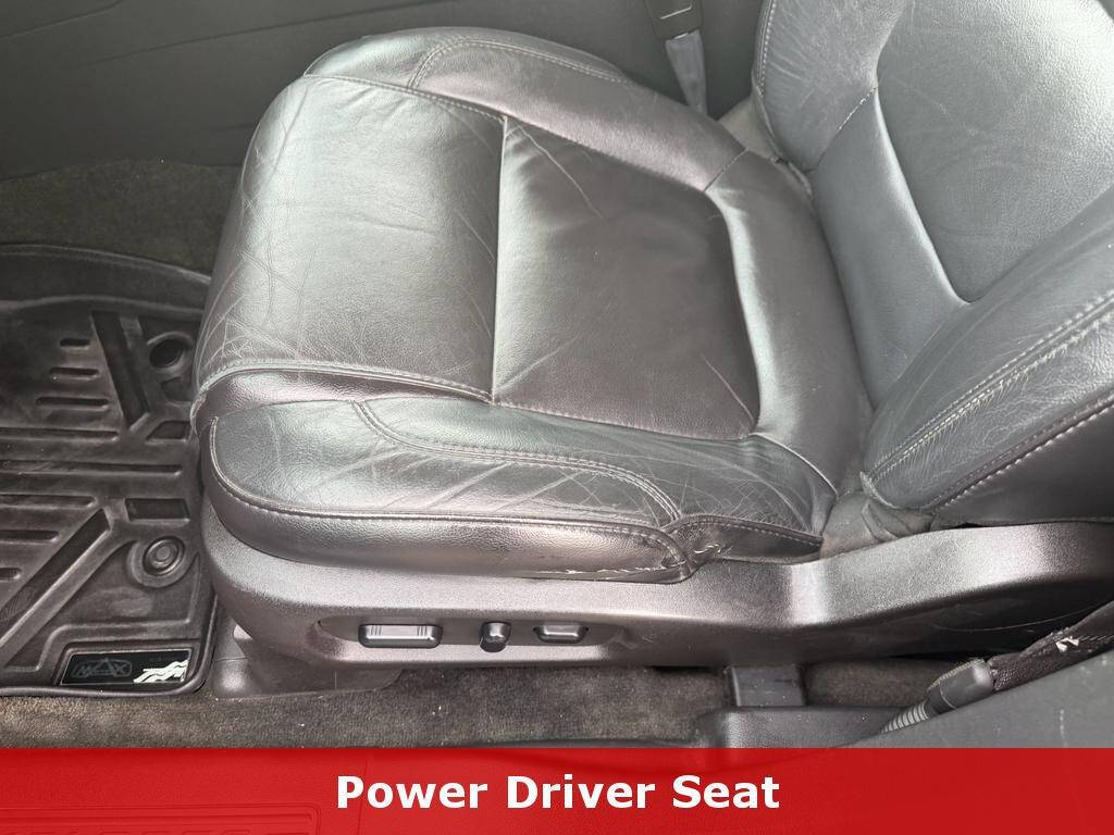 2015 Ford Explorer 25