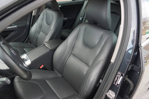 2016 Volvo V60 T5 Drive-E Premier