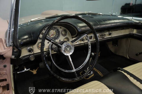 1957 Ford Thunderbird