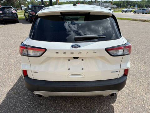2020 Ford Escape SE