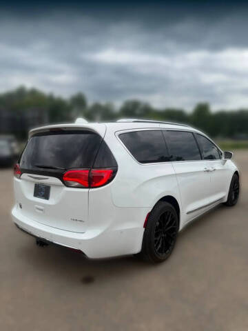 2018 Chrysler Pacifica Limited