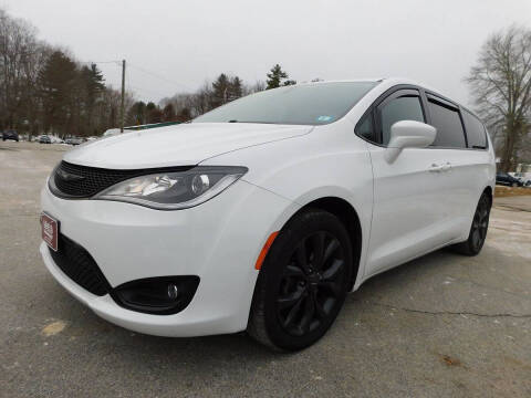 2020 Chrysler Pacifica Touring