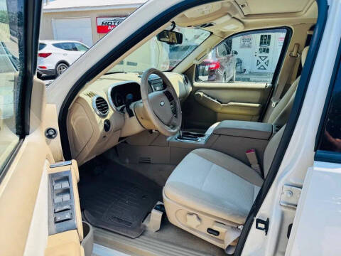 2008 Ford Explorer XLT