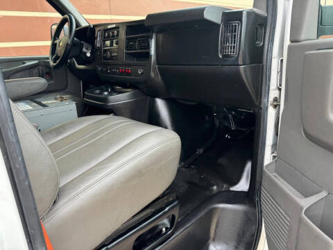 2015 Chevrolet Express 2500