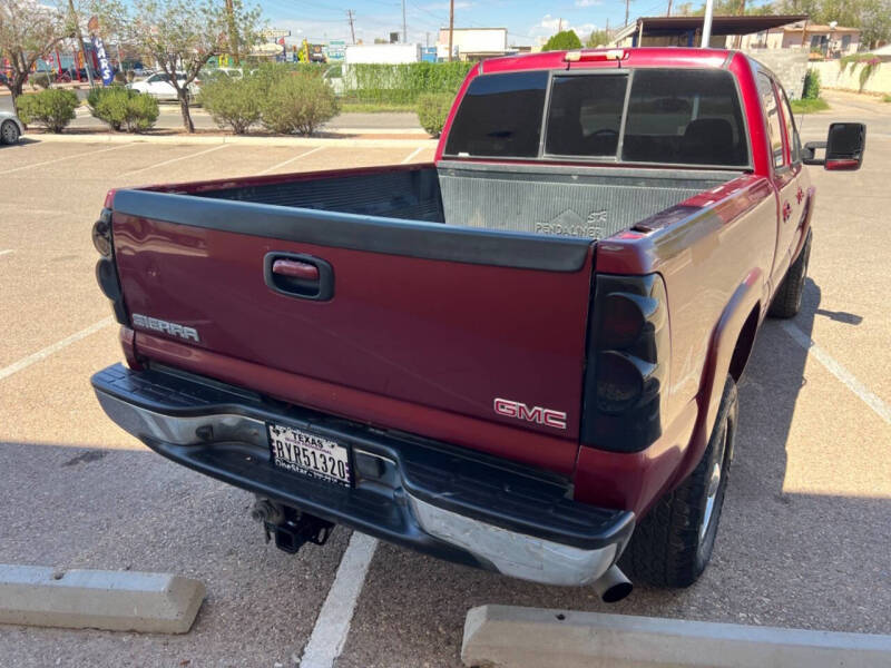 2004 GMC Sierra 2500HD SLT