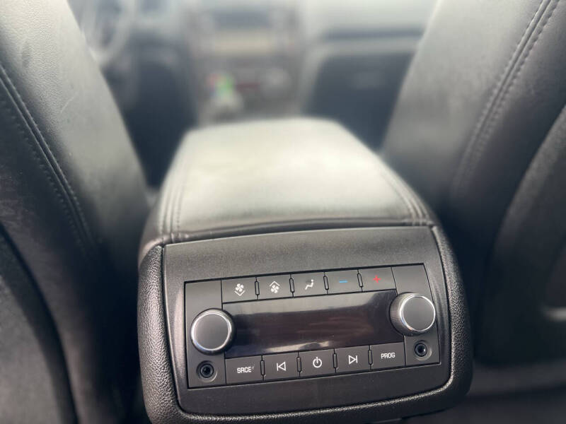 2012 GMC Acadia Denali