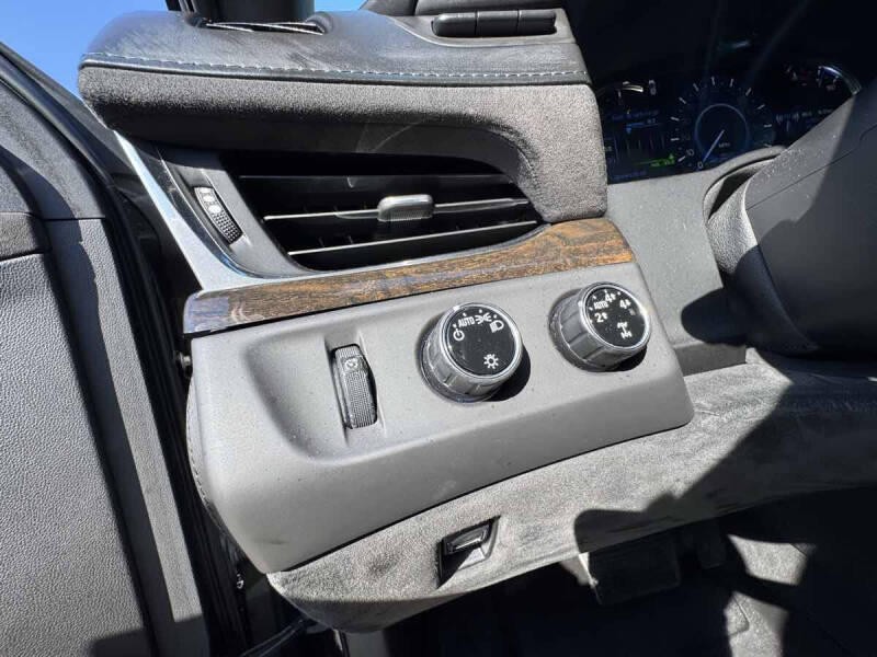 2016 Cadillac Escalade Platinum