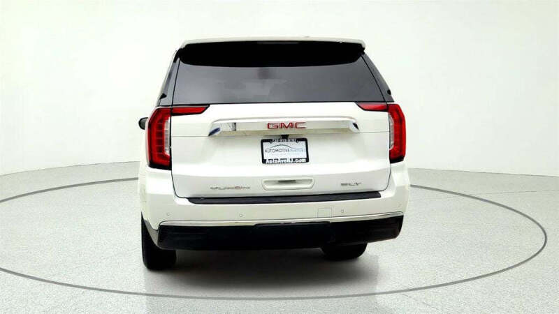 2021 GMC Yukon XL SLT