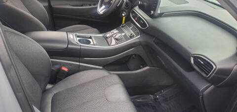 2021 Hyundai Santa Fe SE