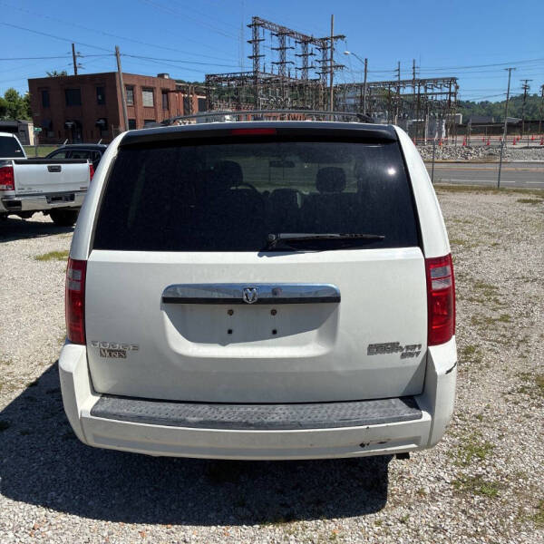 2010 Dodge Grand Caravan SXT