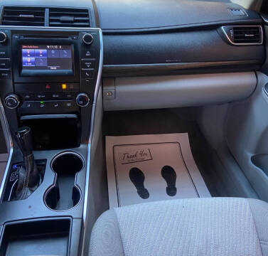 2016 Toyota Camry LE