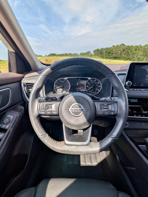 2021 Nissan Rogue SV