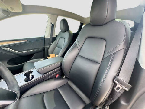 2024 Tesla Model Y Long Range