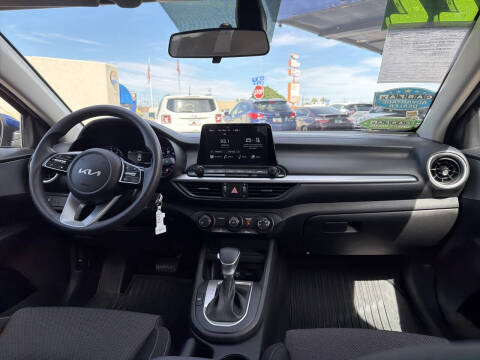 2022 Kia Forte FE