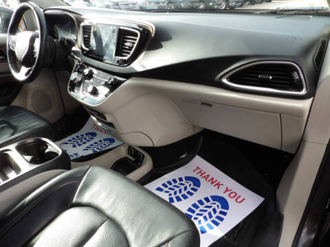 2018 Chrysler Pacifica Touring L