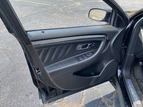 2018 Ford Taurus SHO