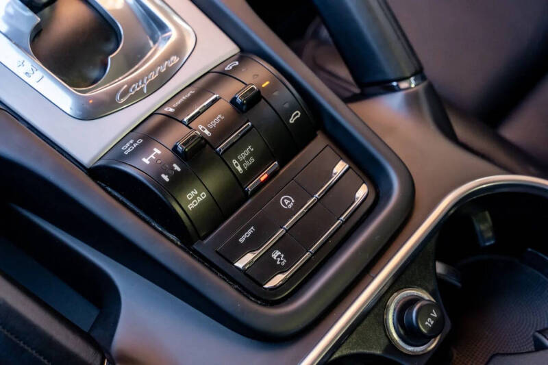 2015 Porsche Cayenne Turbo