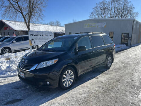 2014 Toyota Sienna XLE 7-Passenger