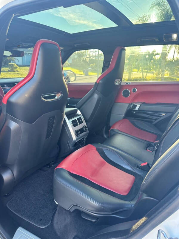 2021 Land Rover Range Rover Sport SVR