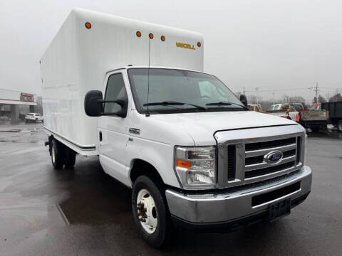 2018 Ford E-Series E-450 SD